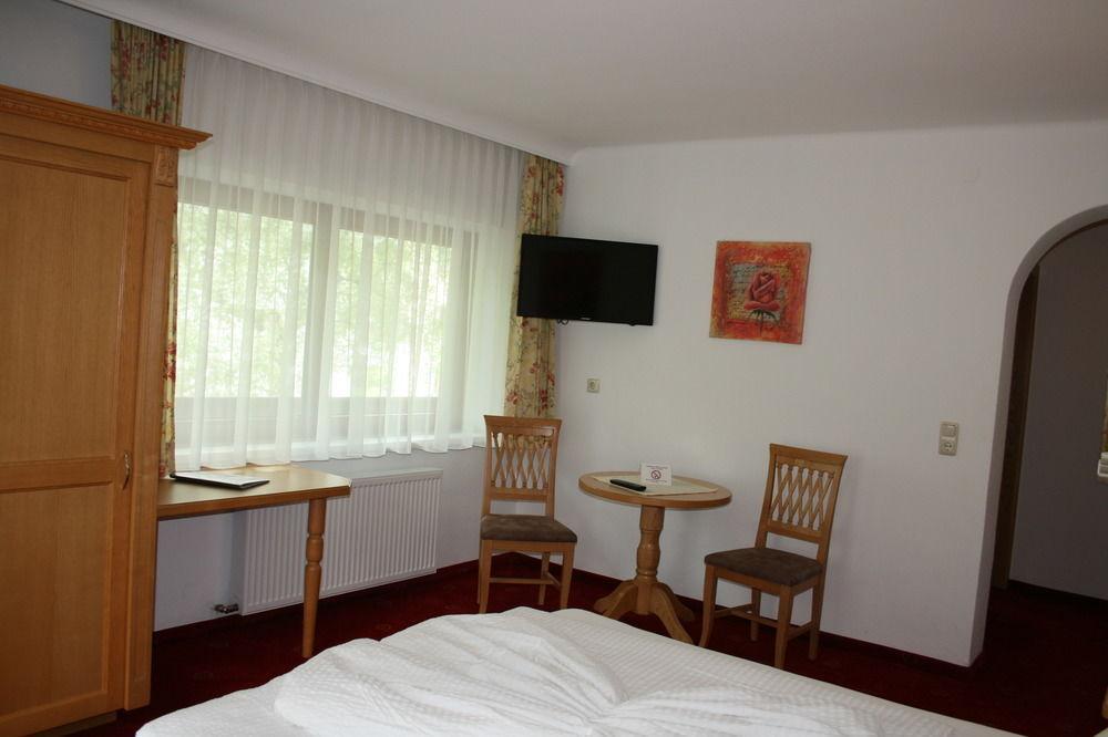 Pension Birkenhof Mayrhofen Exteriör bild