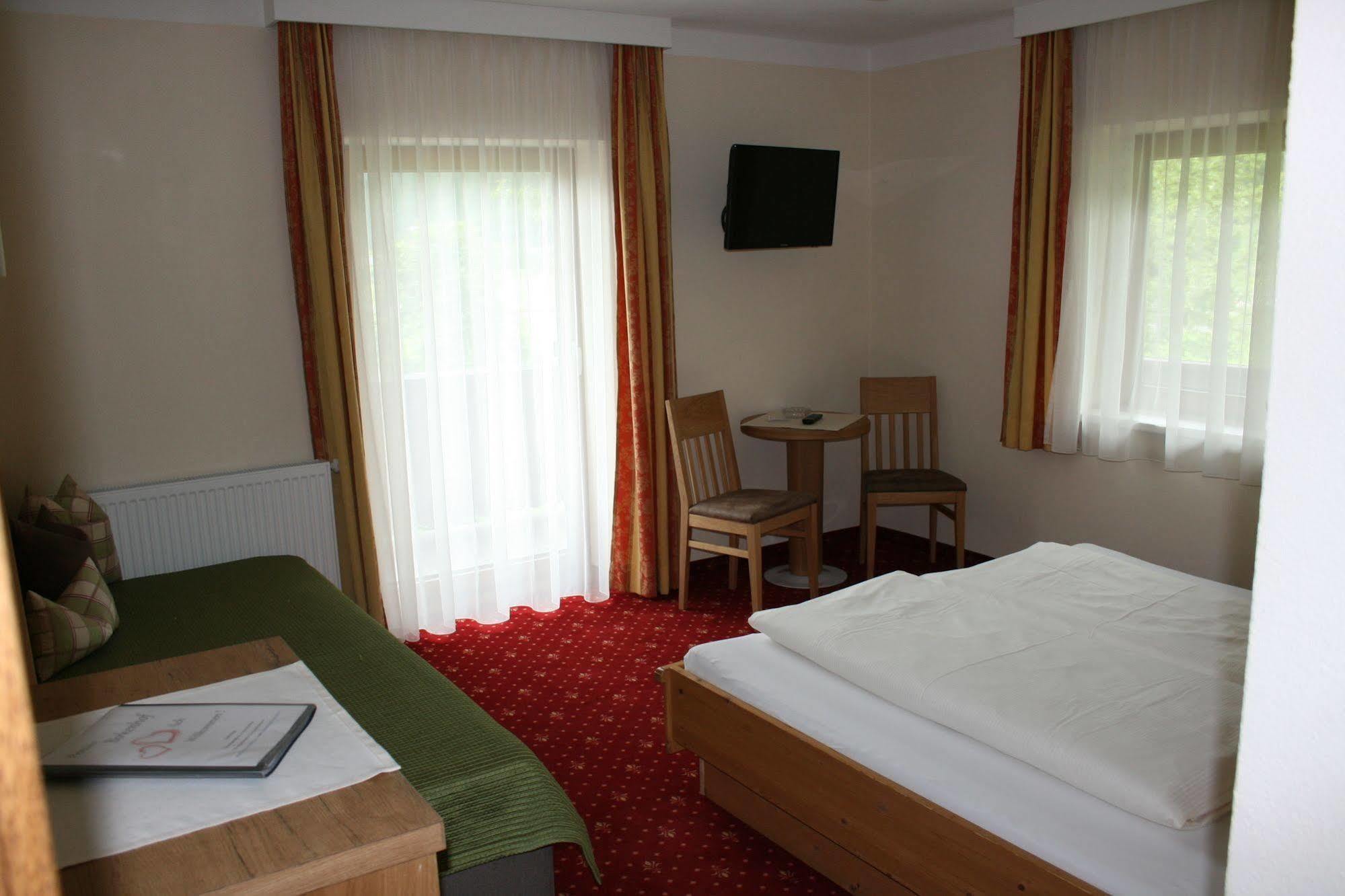 Pension Birkenhof Mayrhofen Exteriör bild